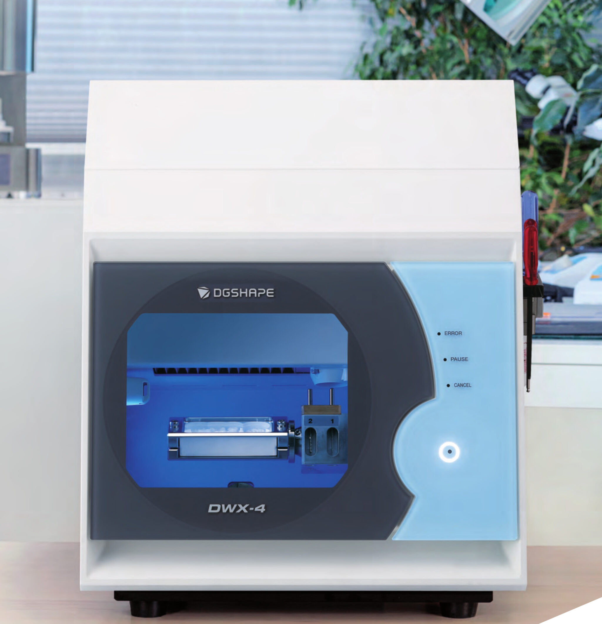 DWX-4